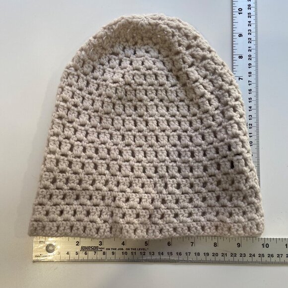 Banana Republic Beige Knit crochet Wool Beanie Hat 100% Lambswool Unisex Slouchy - Picture 8 of 11